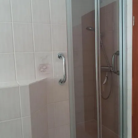 Ferienwohnung-dorette-in-stakendorf-mit-blick-ueber-den-dorfteich Appartement *